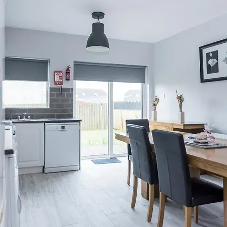 Bunhovil -3 Bedroom Дом отдыха *